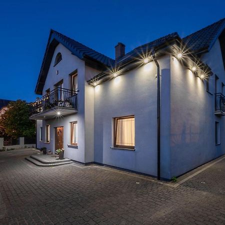 Seaesta Darlowo - Komfortowe Pokoje I Apartamenty Exterior photo