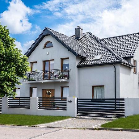Seaesta Darlowo - Komfortowe Pokoje I Apartamenty Exterior photo