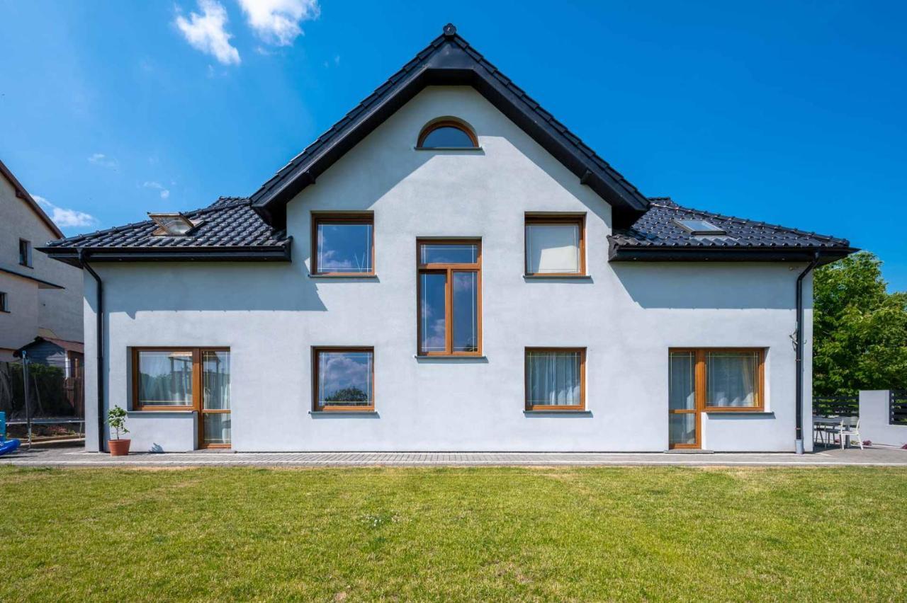 Seaesta Darlowo - Komfortowe Pokoje I Apartamenty Exterior photo