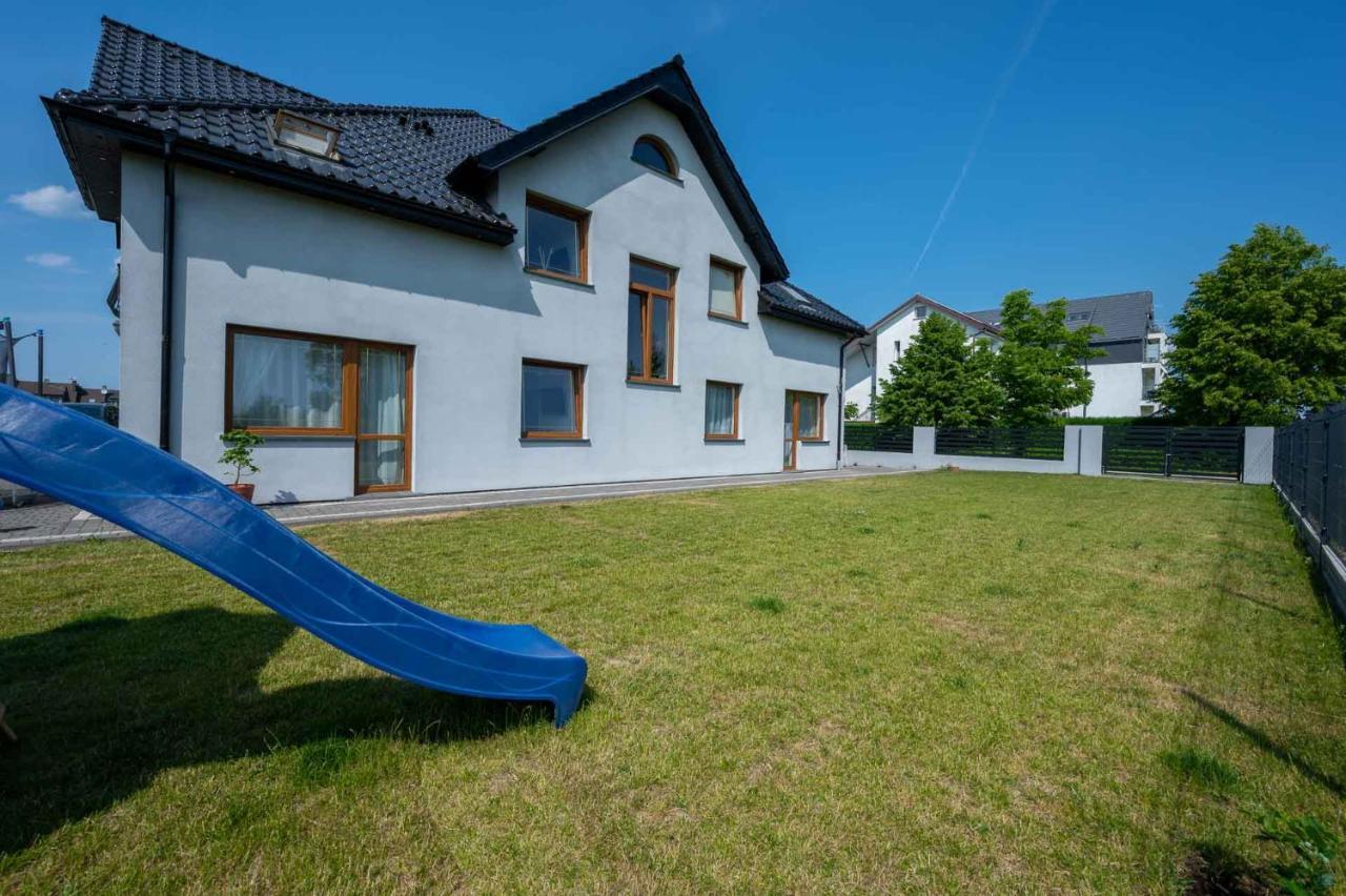 Seaesta Darlowo - Komfortowe Pokoje I Apartamenty Exterior photo