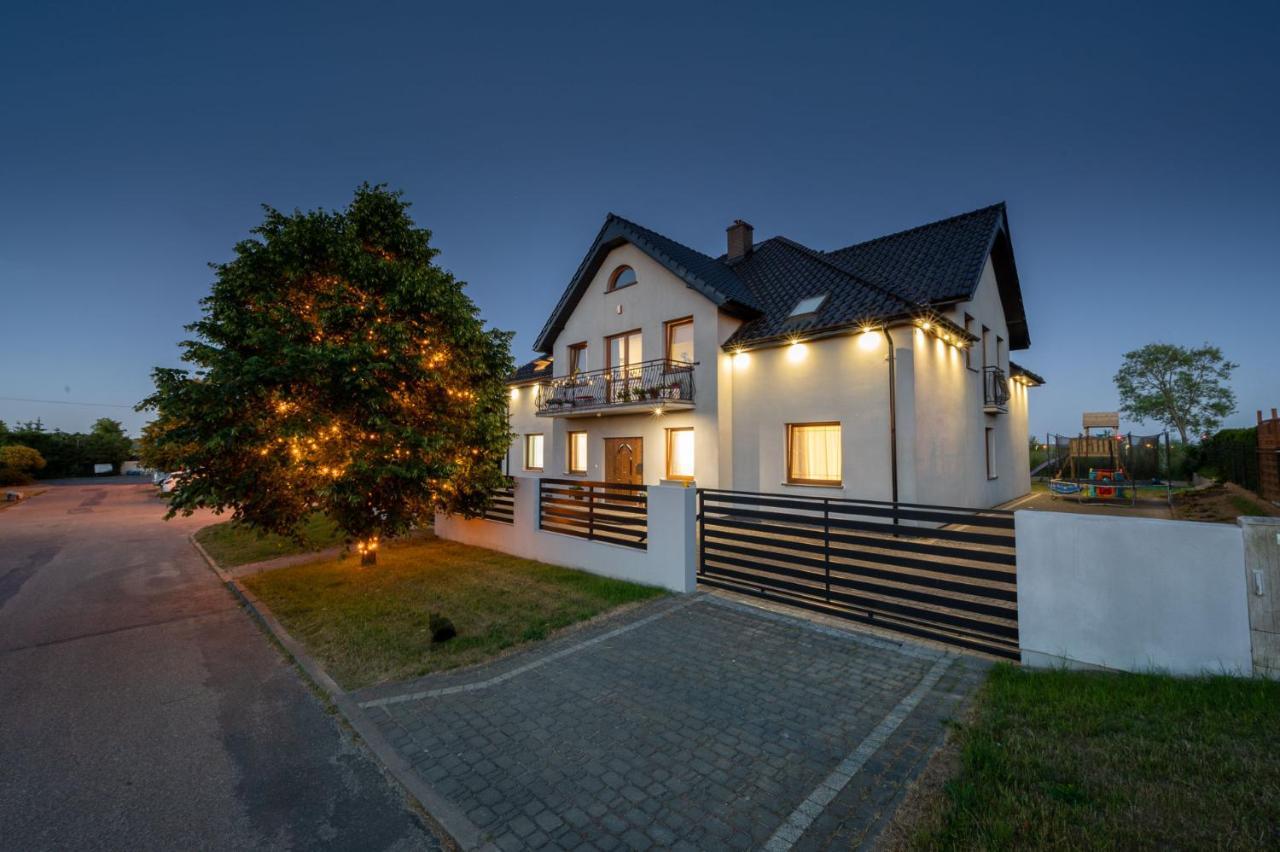 Seaesta Darlowo - Komfortowe Pokoje I Apartamenty Exterior photo